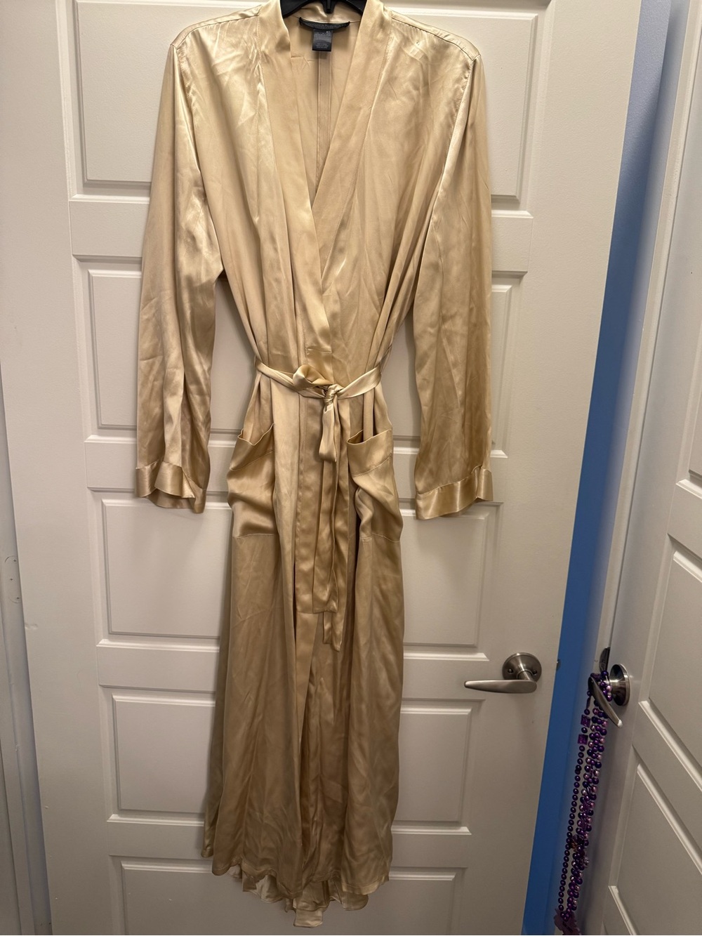 Vintage 100% silk Donna Karan champagne gold liquid satin wrap robe and slip set